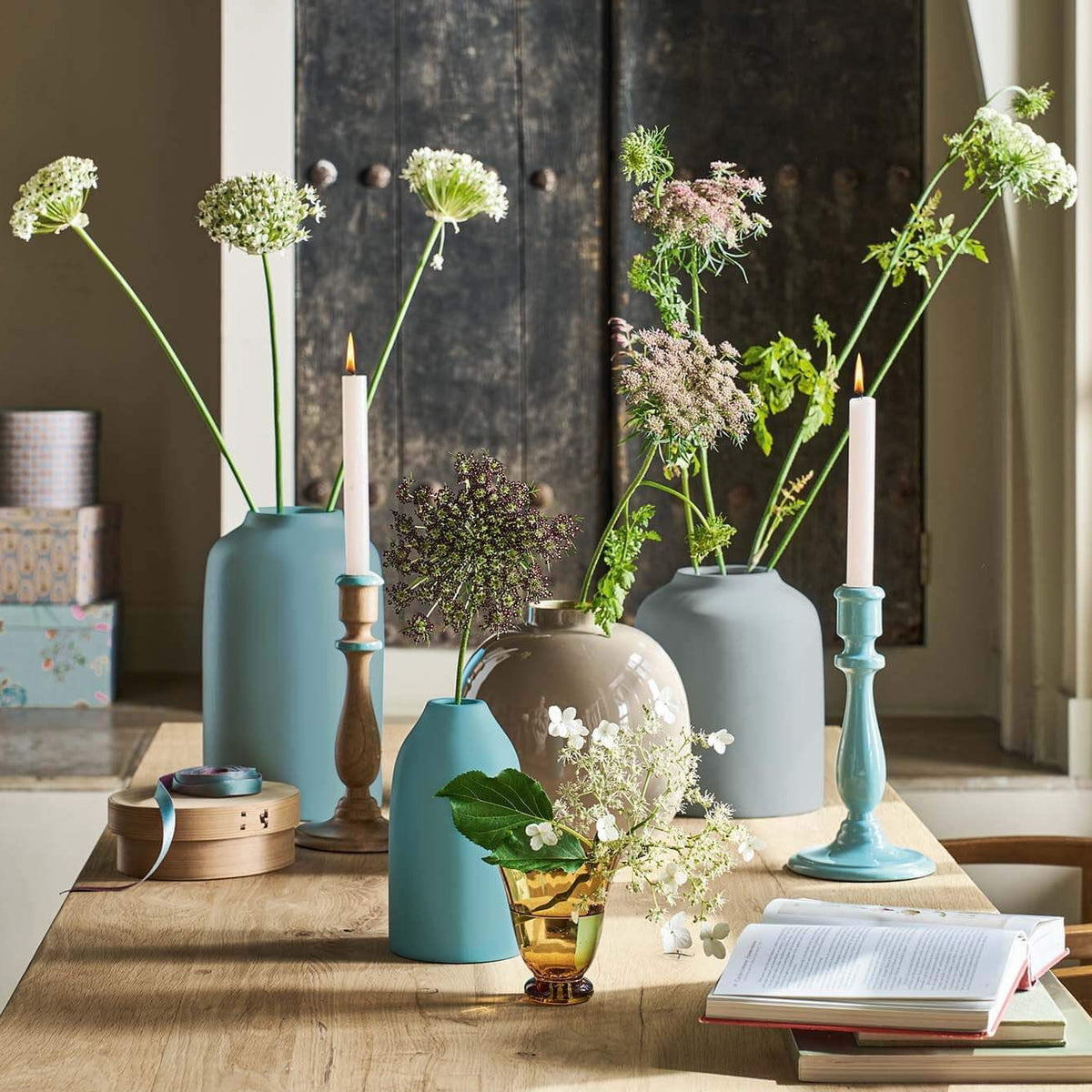 Vaso Tondo in Metallo Smaltato Marrone Khaki - H 23cm