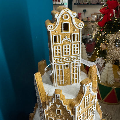 Decoro Natalizio Casetta Marzapane con luci