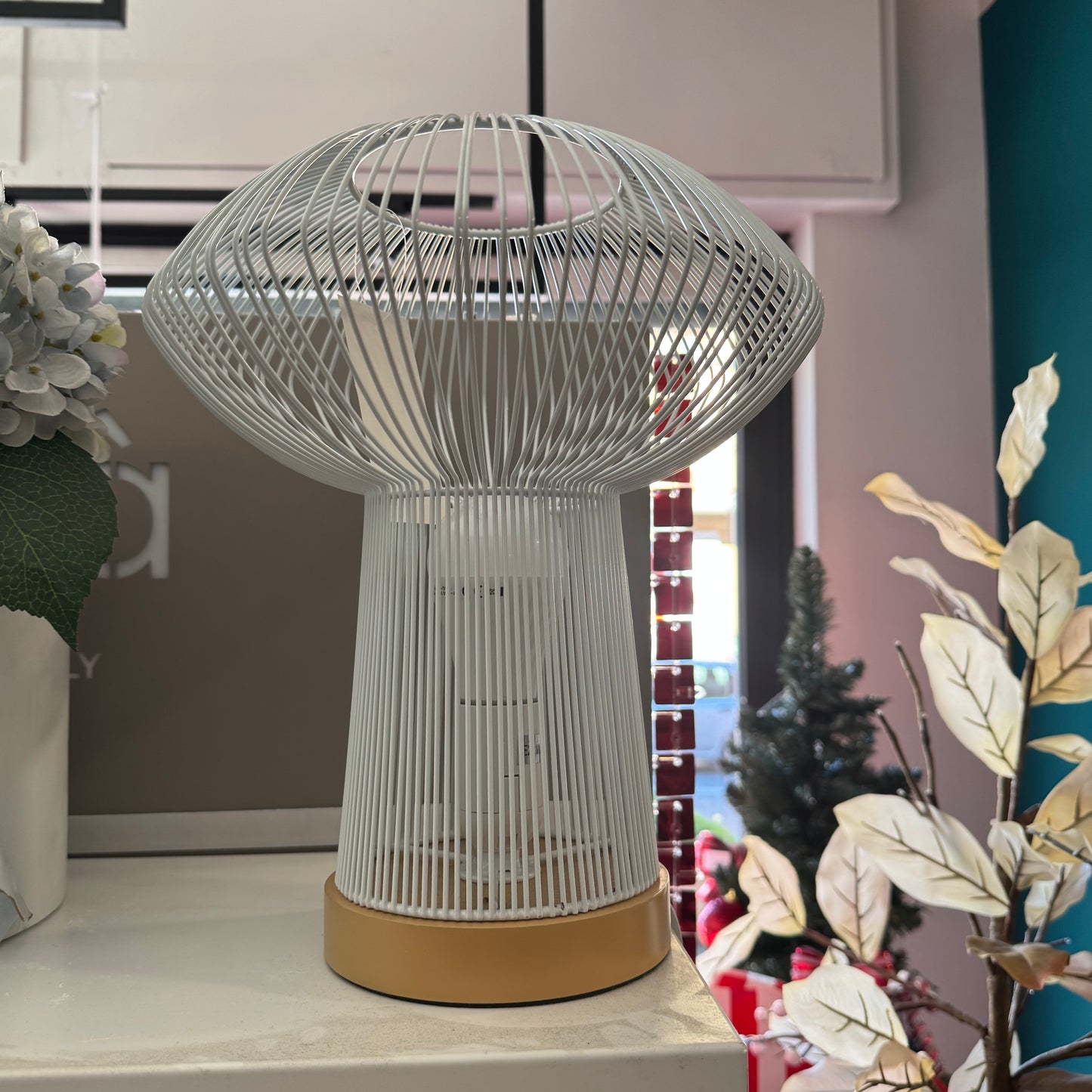 Lampada "Millefili" Metal in 3 Varianti di Colore e Forma